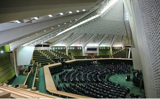 کنایه تند جمهوری اسلامی به نمایندگان مجلس کنایه تند جمهوری اسلامی به نمایندگان مجلس