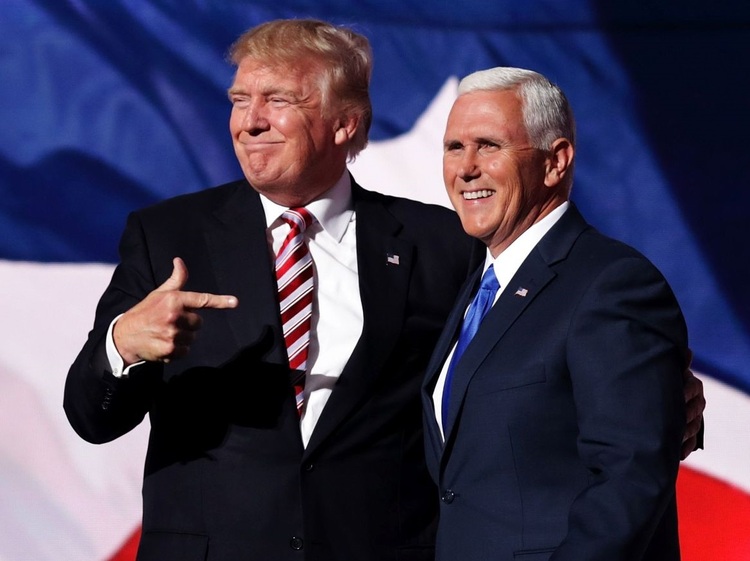 آیا پنس ناجی رئیسش خواهد شد؟