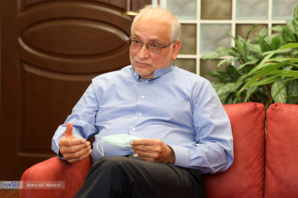 کنایه تند مرعشی به مجلس و قالیباف  / روحیه نظامی گری در هیات رئیسه مجلس تسلط یافته است