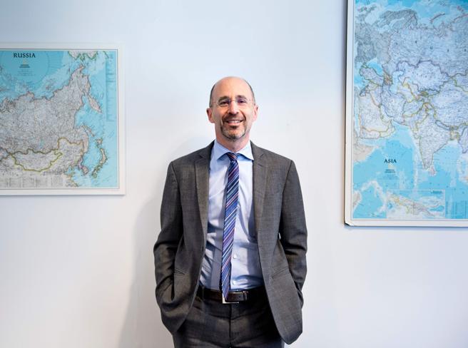 رابرت مالی: بایدن قصد دارد به توافق هسته ای برگردد سپس می توان در مورد گسترش آن به گفتگو پرداخت