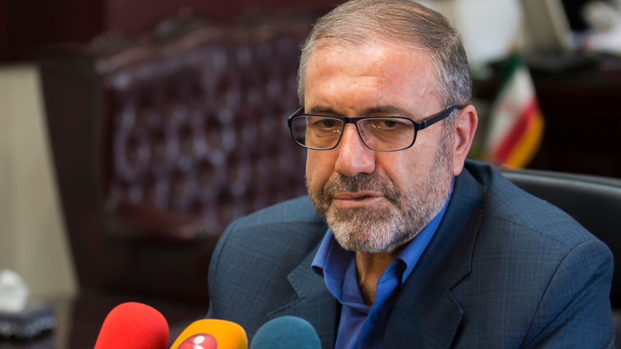 معاون وزیر کشور: حوادث سراوان کشته نداشت تنها چند نفر زخمی شدند که در فضای مجازی به آن دامن زده بودند معاون وزیر کشور: حوادث سراوان کشته نداشت تنها چند نفر زخمی شدند که در فضای مجازی به آن دامن زده بودند