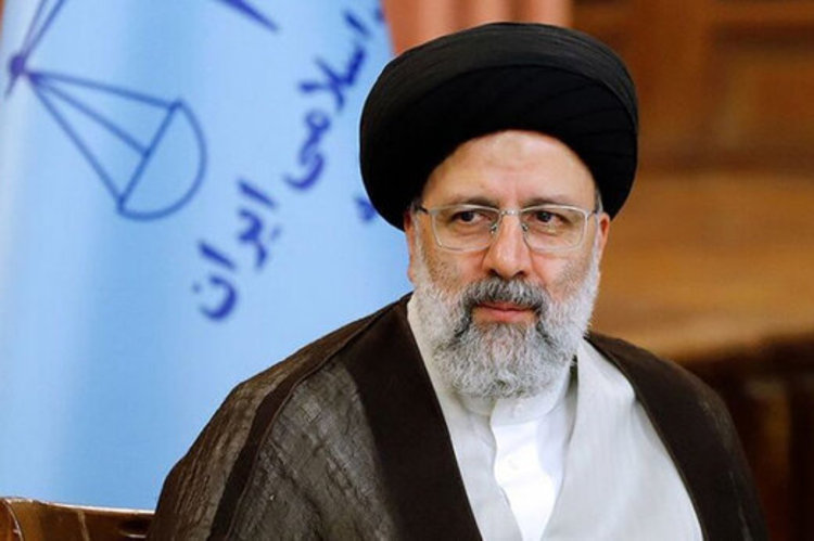 همه تخم‌مرغ‌ها در سبد رئیسی