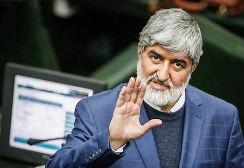 مخالف کاندیداتوری روحانیون و نظامیان هستم مخالف کاندیداتوری روحانیون و نظامیان هستم