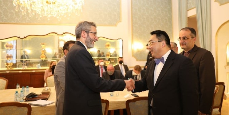 چین: برای رسیدن به نتیجه، طرفهای برجام باید انعطاف بیشتری از خود نشان دهند چین: برای رسیدن به نتیجه، طرفهای برجام باید انعطاف بیشتری از خود نشان دهند