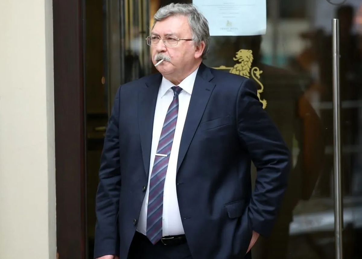 توئیت انتقادی اولیانوف از ظریف و دم خروسی که دوباره بیرون زد!