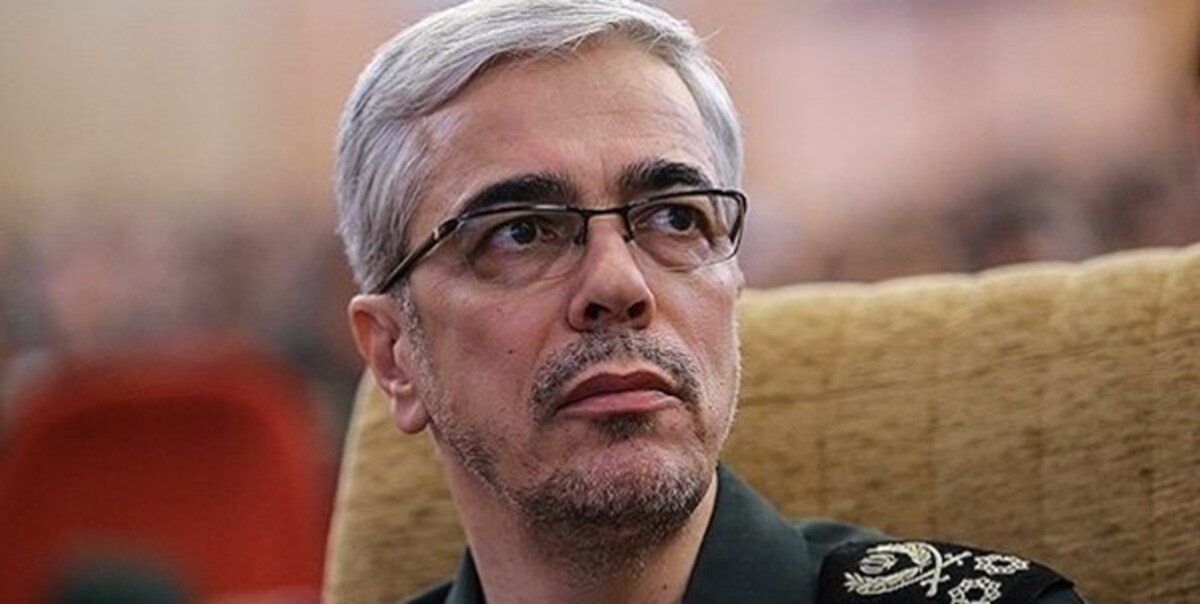 تاکید سرلشکر باقری بر ارائه واقعیت دفاع مقدس بدون تحریف تاکید سرلشکر باقری بر ارائه واقعیت دفاع مقدس بدون تحریف