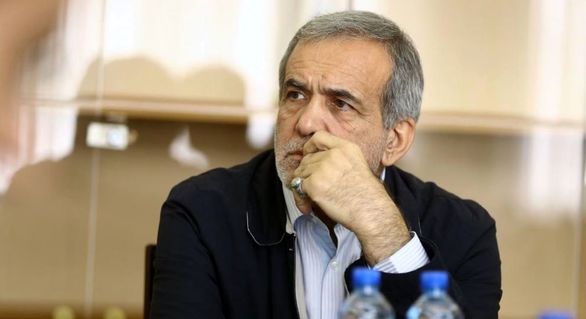 کسانی که در رأس امور هستند استخر فرح را در انتظار مذاکره کنندگان می دانستند کسانی که در رأس امور هستند استخر فرح را در انتظار مذاکره کنندگان می دانستند