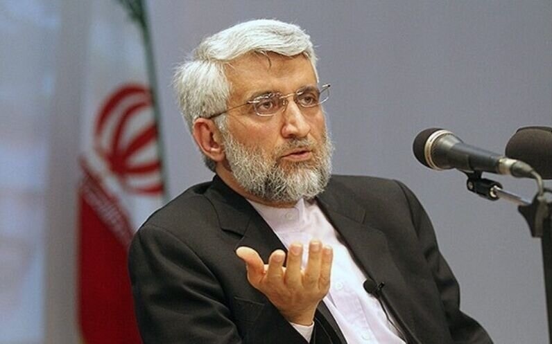 محتوای نامه جلیلی به رهبر معظم انقلاب: از برجام خارج شویم، تا ۹۹درصد غنی‌سازی کنیم؛ بعد با آمریکا مستقیما مذاکره کنیم