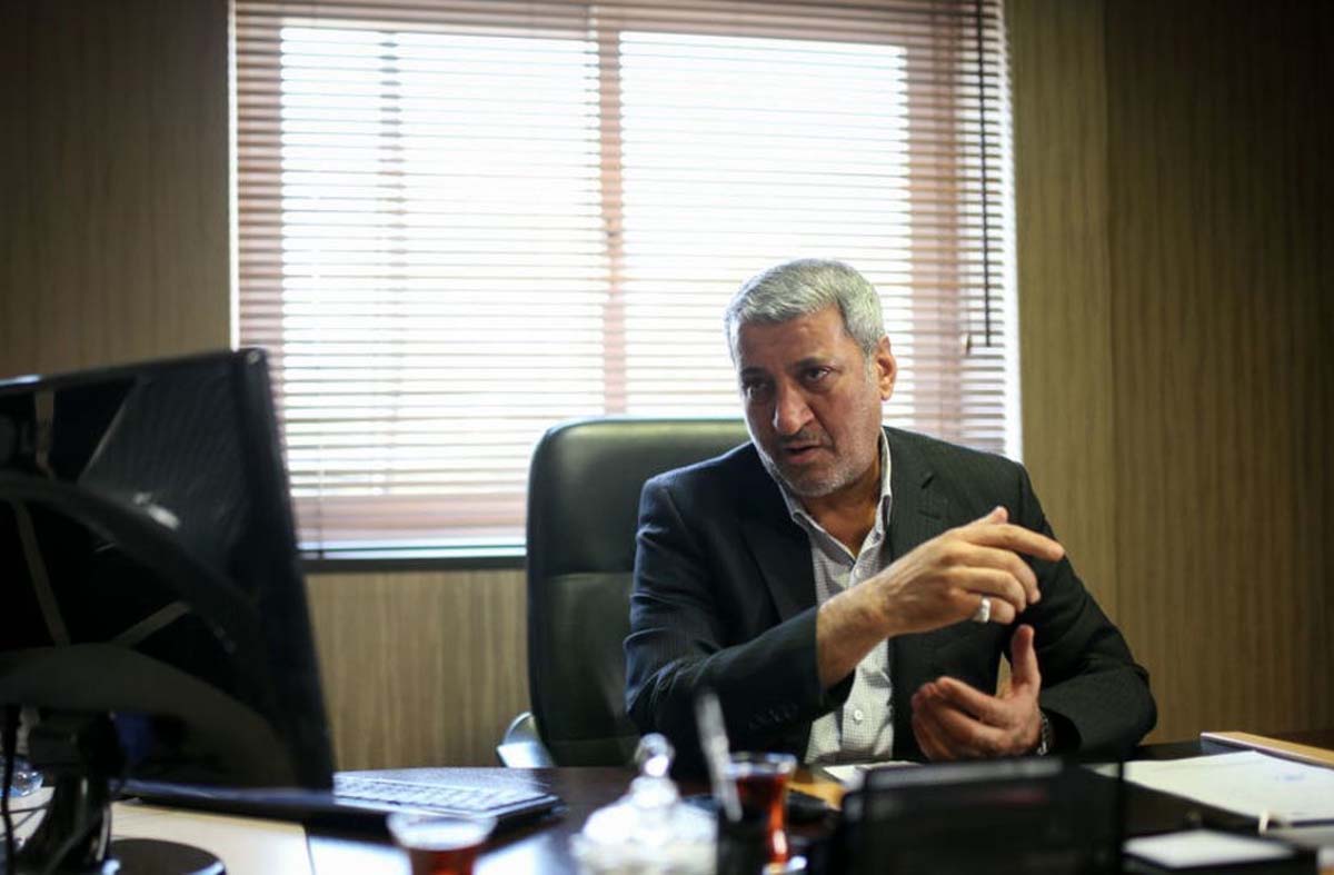 کابینه رئیسی ناکارآمدترین کابینه بعد از انقلاب است/ رئیس جمهور در اولین فرصت تیم اقتصادی خود را برکنار کند کابینه رئیسی ناکارآمدترین کابینه بعد از انقلاب است/ رئیس جمهور در اولین فرصت تیم اقتصادی خود را برکنار کند