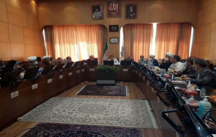 سکوت مبهم هیئت‌رئیسه مجلس درباره طرح صیانت | تندروها تدبیر رهبری را می‌پذیرند؟