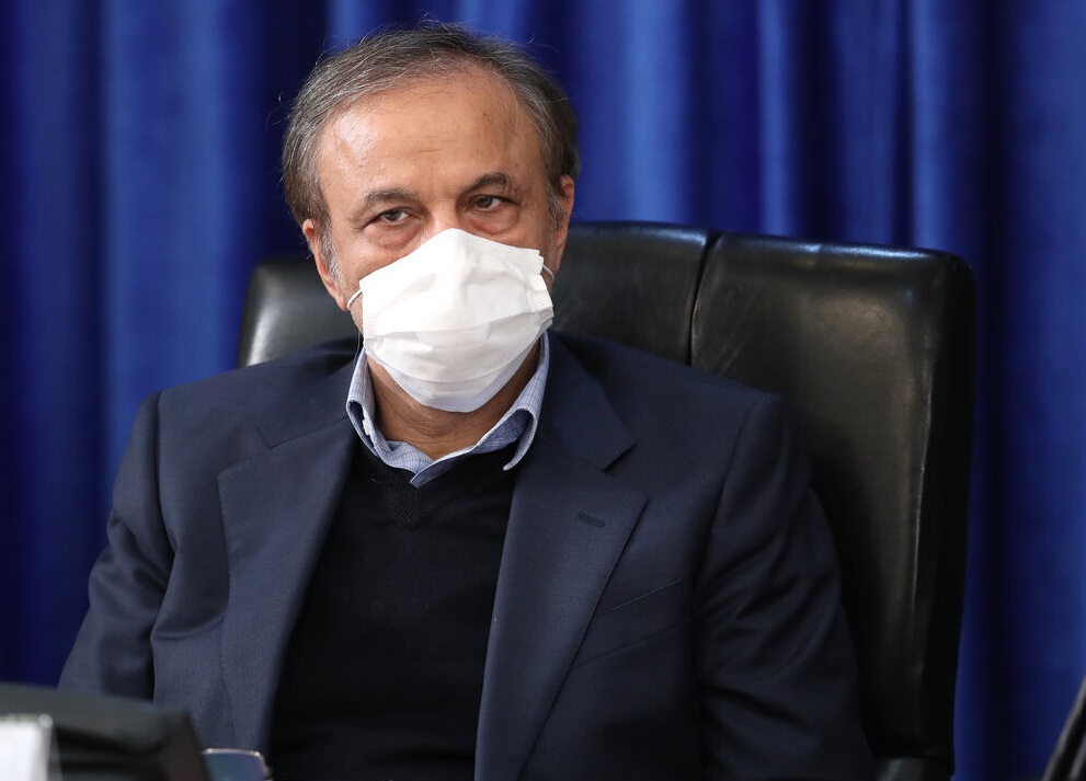 رزم حسینی از مجلس کارت زرد گرفت رزم حسینی از مجلس کارت زرد گرفت