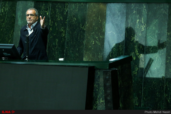 نطق پزشکیان برای مجلس انقلابی گران آمد