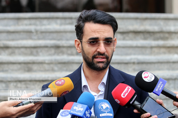 کسانی که سال‌ها درباره فضای مجازی به ما بد و بیراه می‌گفتند امروز استفاده از آن را ترویج می‌کنند