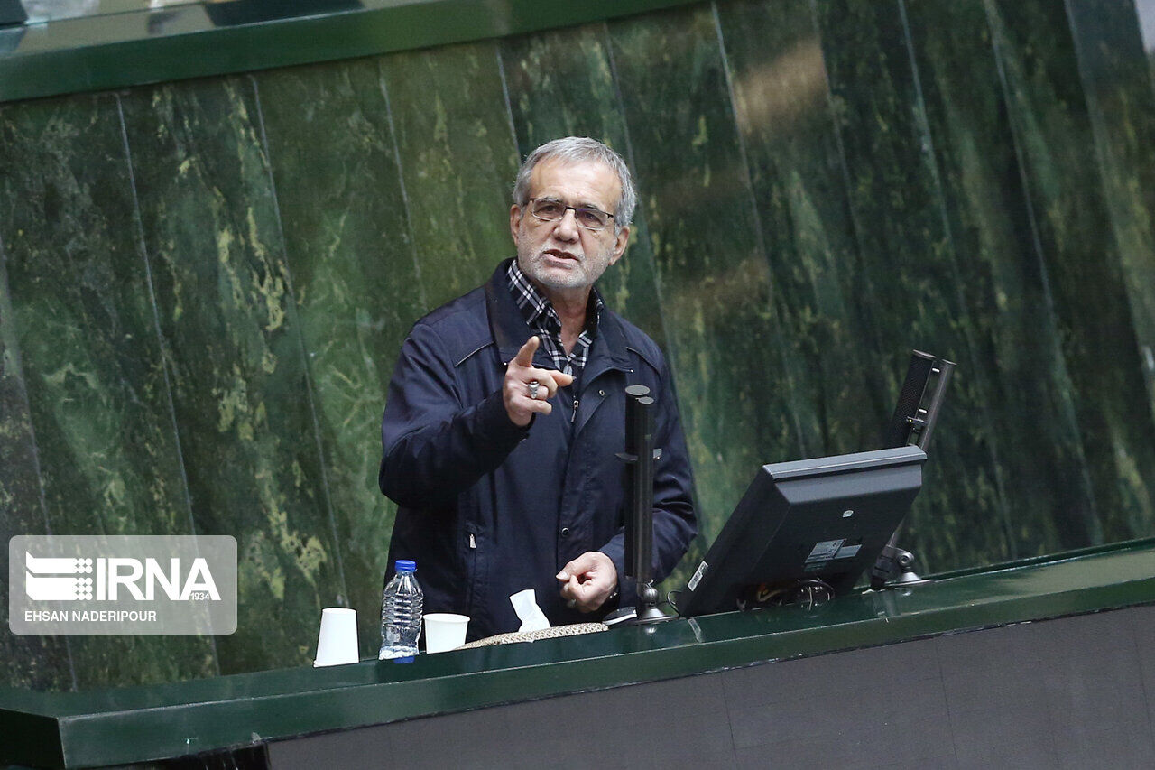 نامزدهای انتخابات وعدههایی بدهند که توان اجرای آن را داشته باشند نامزدهای انتخابات وعدههایی بدهند که توان اجرای آن را داشته باشند