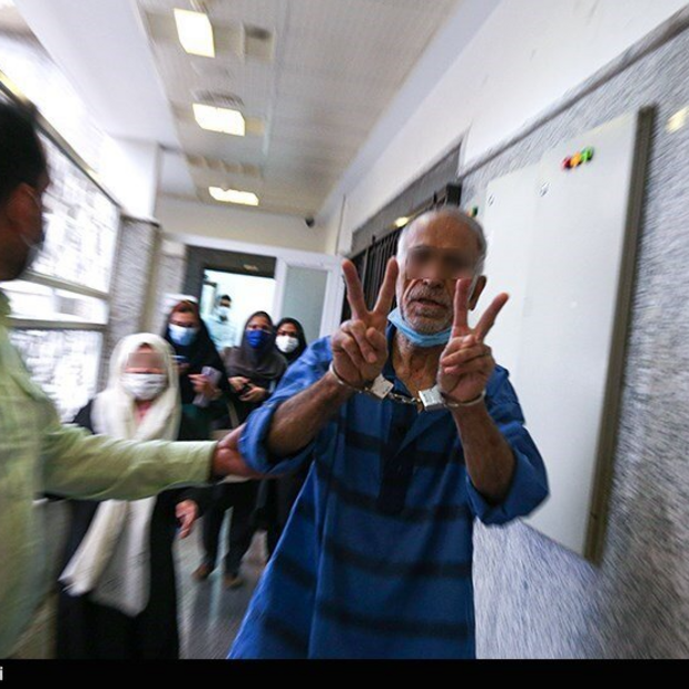 اکبر خرمدین اختلال روانی دارد؛ همسرش کند ذهن است اکبر خرمدین اختلال روانی دارد؛ همسرش کند ذهن است