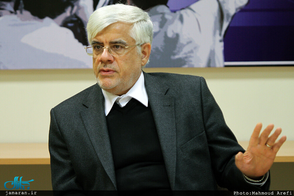 نامه عارف خطاب به مردم: برای آینده ایران رأی می دهم نامه عارف خطاب به مردم: برای آینده ایران رأی می دهم