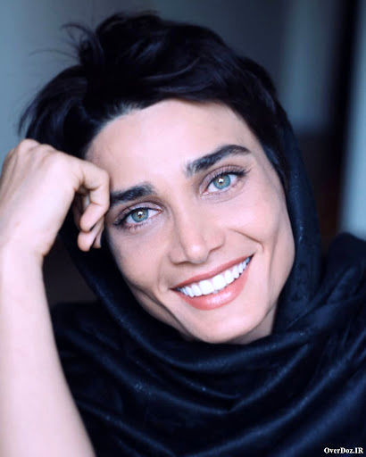 تینا آخوند تبار 