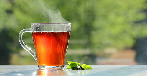 خاصیت نوشیدن چای داغ در روزهای گرم تابستان  چای داغ