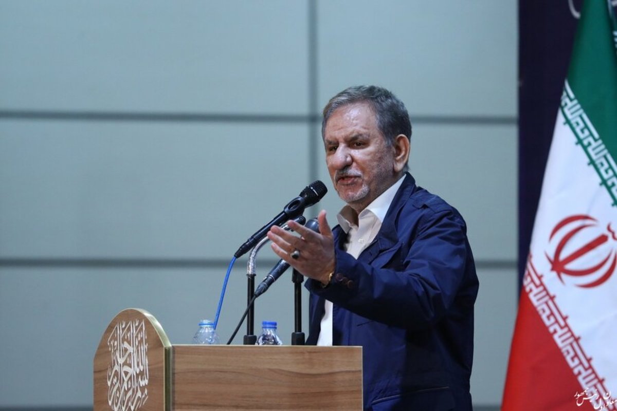 جهانگیری: اسرائیل آدم میفرستاد داخل نفتکش ما / به ۱۲ نفتکش ما آسیب زده و منفجر کردند جهانگیری: اسرائیل آدم میفرستاد داخل نفتکش ما / به ۱۲ نفتکش ما آسیب زده و منفجر کردند