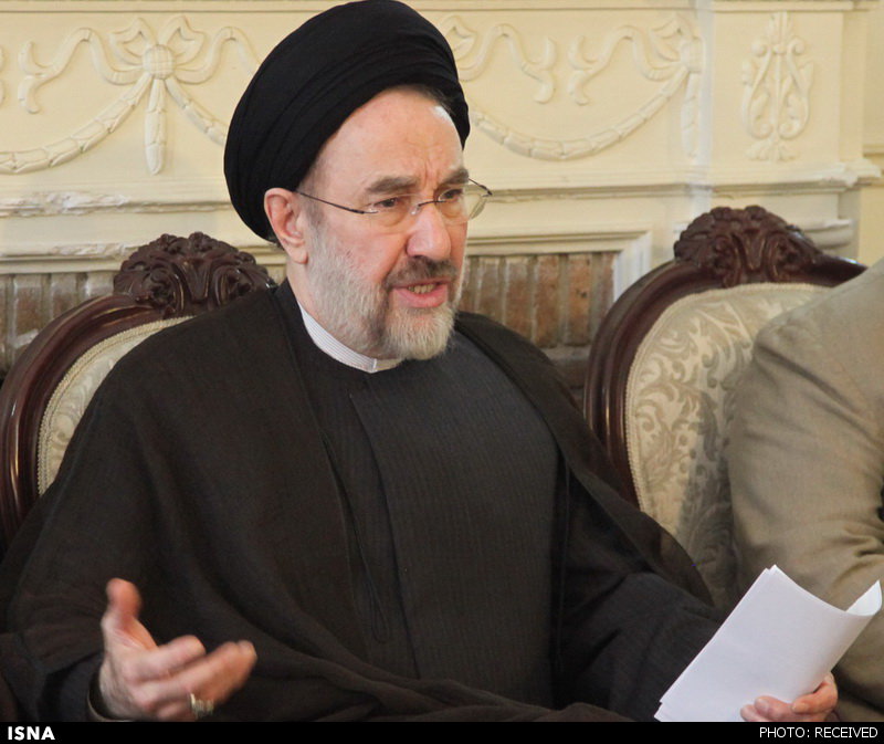 انتقاد سید محمد خاتمی از طرح ضد اینترنت: این طرح با روح قانون اساسی مغایر است/ حاصل آن نارضایتی مردم و خلل بیشتر در زندگی تحت فشار آنان است انتقاد سید محمد خاتمی از طرح ضد اینترنت: این طرح با روح قانون اساسی مغایر است/ حاصل آن نارضایتی مردم و خلل بیشتر در زندگی تحت فشار آنان است