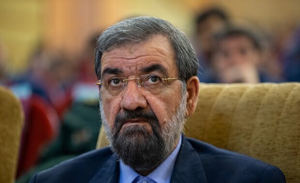 محسن رضایی از دبیری مجمع تشخیص استعفا داد محسن رضایی از دبیری مجمع تشخیص استعفا داد