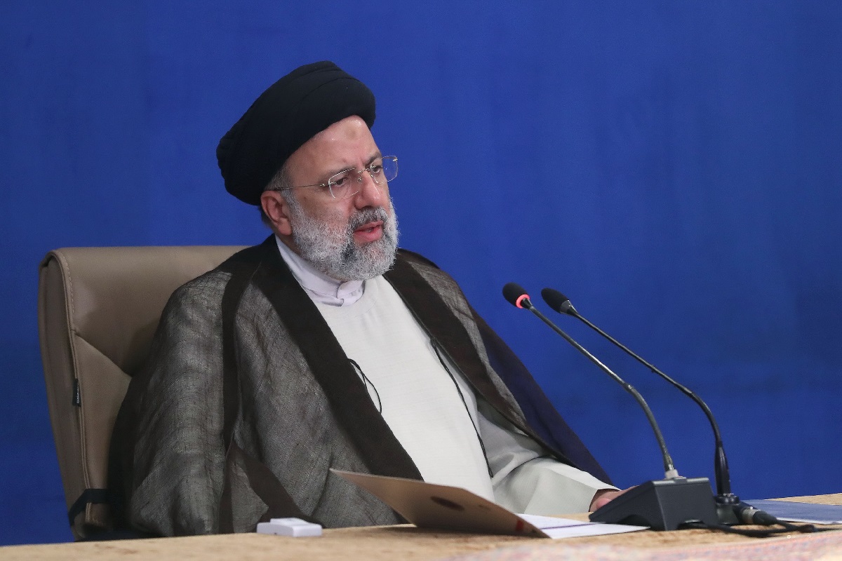 رئیسی: رسانه ها و بزرگان صاحب نفوذ مردم را به واکسن زدن تشویق کنند رئیسی: رسانه ها و بزرگان صاحب نفوذ مردم را به واکسن زدن تشویق کنند