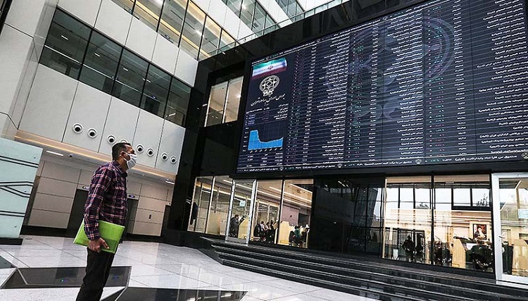 سیگنال منفی رئیس جدید بانک مرکزی به بورس/ بازار سرمایه تا پایان مهرماه ریزشی خواهد بود؟ سیگنال منفی رئیس جدید بانک مرکزی به بورس/ بازار سرمایه تا پایان مهرماه ریزشی خواهد بود؟