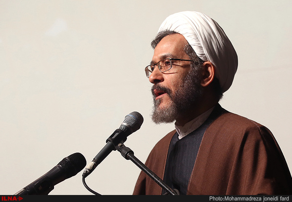 هدف دنبالکنندگان طرح صیانت از فضای مجازی، کنترل مخالفان سیاسی است هدف دنبالکنندگان طرح صیانت از فضای مجازی، کنترل مخالفان سیاسی است