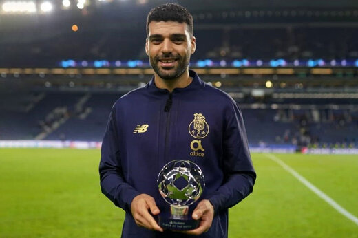 دفاع عجیب و غریب خداداد عزیزی از طارمی دفاع عجیب و غریب خداداد عزیزی از طارمی