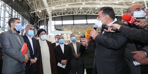 روزنامه آفتاب یزد خطاب به رئیسی: ممنون که سفراستانی می روید؛ ممنون که سرزده به پمپ بنزین می روید؛ اما این کارها مرغ را ارزان نمی کند روزنامه آفتاب یزد خطاب به رئیسی: ممنون که سفراستانی می روید؛ ممنون که سرزده به پمپ بنزین می روید؛ اما این کارها مرغ را ارزان نمی کند