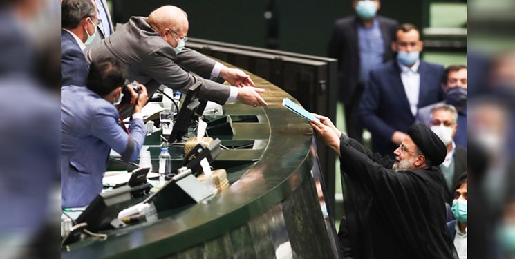 محاصره دولت در رینگ انتقادات محاصره دولت در رینگ انتقادات