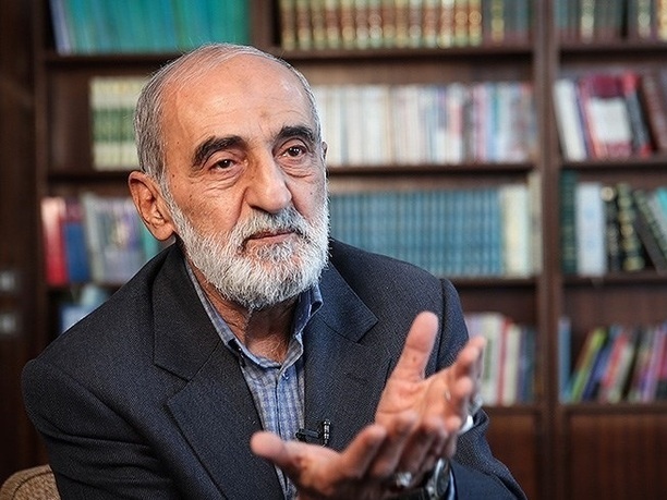 حسین شریعتمداری: تحقیر آمریکا و مخالفت با نشستِ رو در رو با تیم هستهای آن کشور، کمترین اقدامی است که از تیم هستهای ایران انتظار میرود حسین شریعتمداری: تحقیر آمریکا و مخالفت با نشستِ رو در رو با تیم هستهای آن کشور، کمترین اقدامی است که از تیم هستهای ایران انتظار میرود