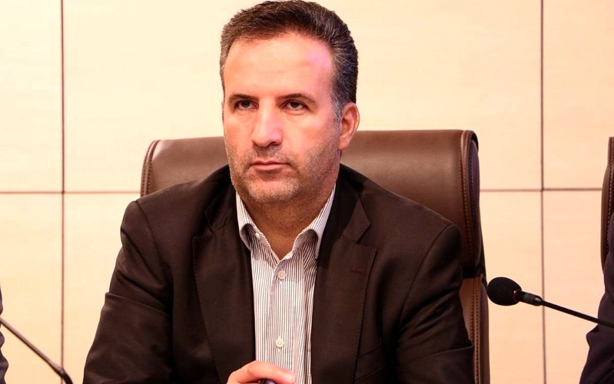 واردات خودرو گروگان مافیای خودرو است/ مازاد سود سالانه مافیای خودروسازی در ایران ۱۰۰هزار میلیارد تومان است واردات خودرو گروگان مافیای خودرو است/ مازاد سود سالانه مافیای خودروسازی در ایران ۱۰۰هزار میلیارد تومان است