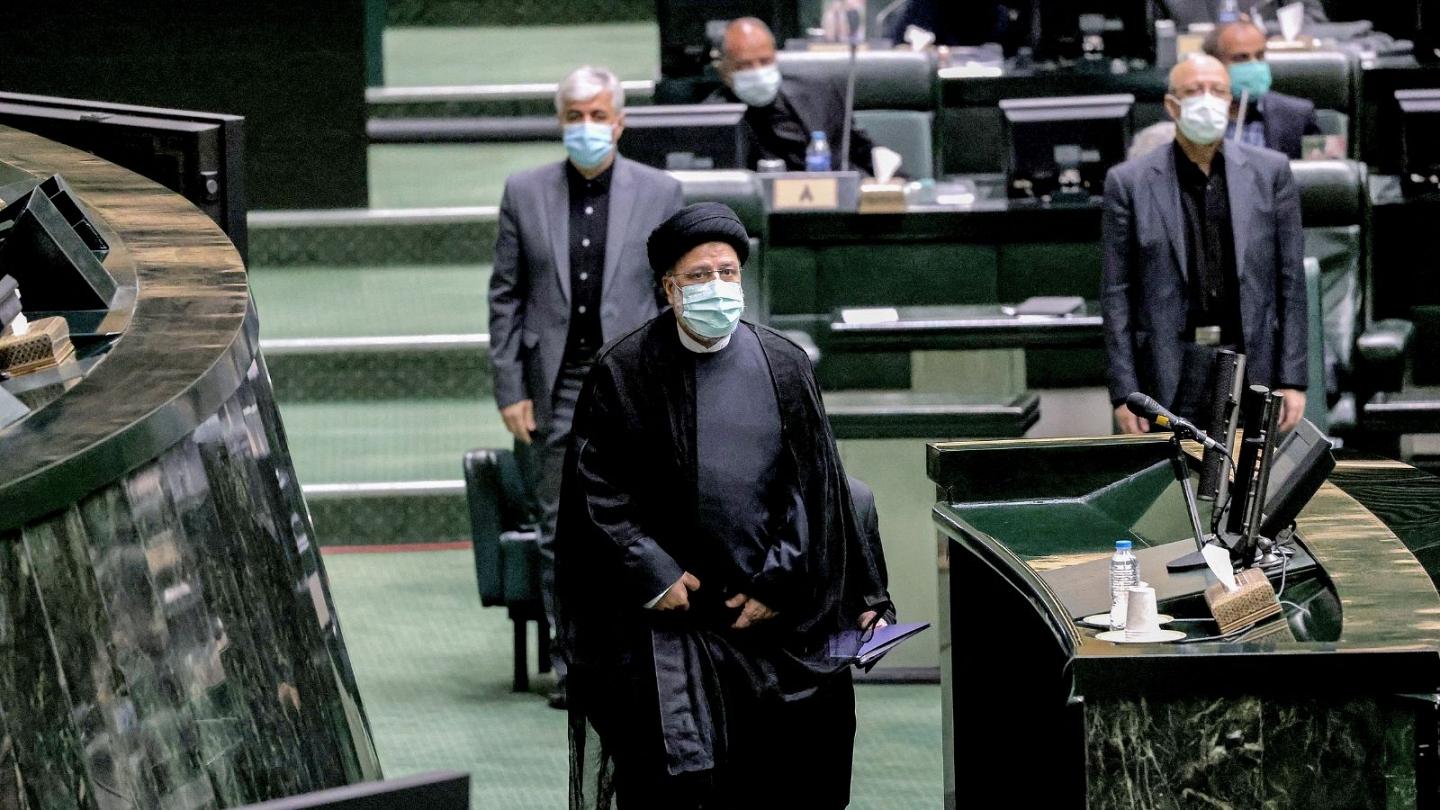 نامه ۱۹۰ نماینده مجلس به رئیسی درباره مذاکرات وین: تضمینهای محکمتر بگیرید نامه ۱۹۰ نماینده مجلس به رئیسی درباره مذاکرات وین: تضمینهای محکمتر بگیرید