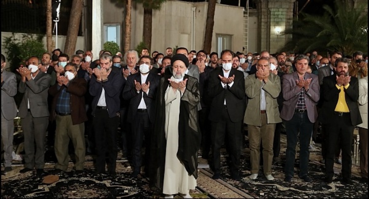 چه کسی به رئیسجمهور گزارش غلط میدهد؟ چه کسی به رئیسجمهور گزارش غلط میدهد؟