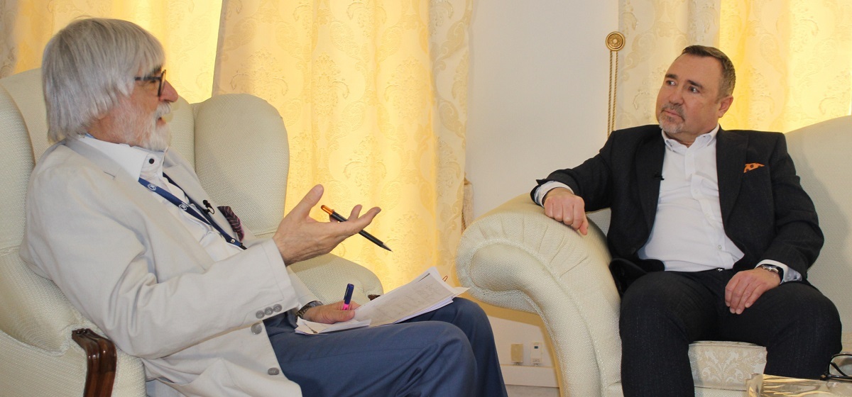 سفیر اوکراین در تهران: از ایران، انتظار کمکهای بشردوستانه داریم نه نظامی سفیر اوکراین در تهران: از ایران، انتظار کمکهای بشردوستانه داریم نه نظامی