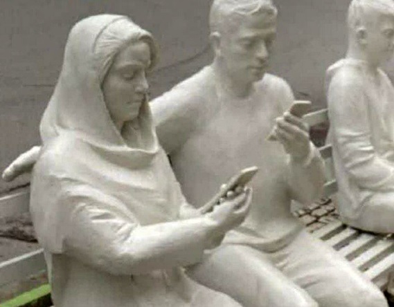 برداشتن یک مجسمه در گرگان به خاطر نوع پوشش تایید شد برداشتن یک مجسمه در گرگان به خاطر نوع پوشش تایید شد