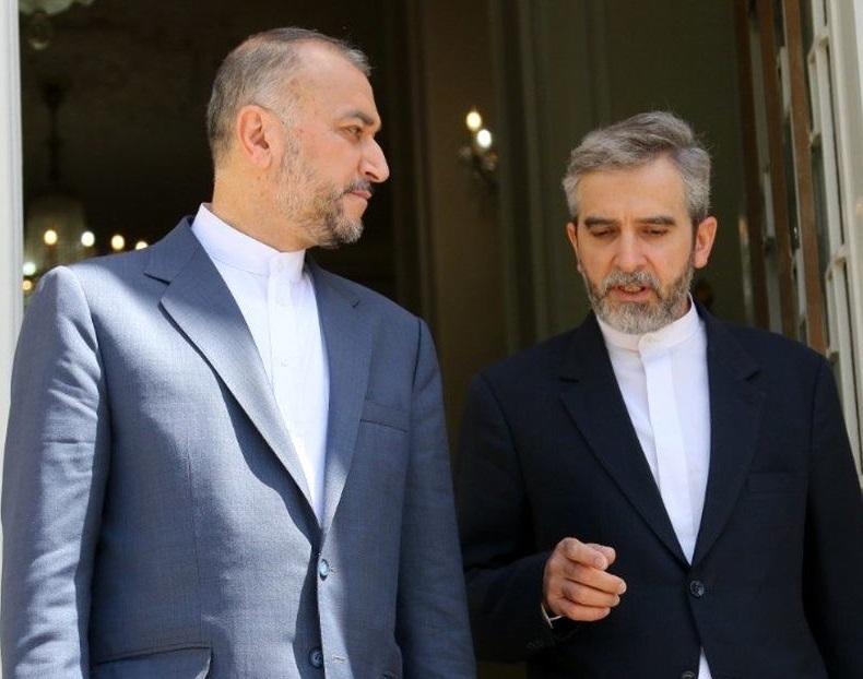 گام به گام تا ایجاد اجماع علیه ایران / حلقهی محاصره علیه تهران چگونه درحال تنگتر شدن است؟ / همسایگان هم در حال دور زدن ایران هستند گام به گام تا ایجاد اجماع علیه ایران / حلقهی محاصره علیه تهران چگونه درحال تنگتر شدن است؟ / همسایگان هم در حال دور زدن ایران هستند
