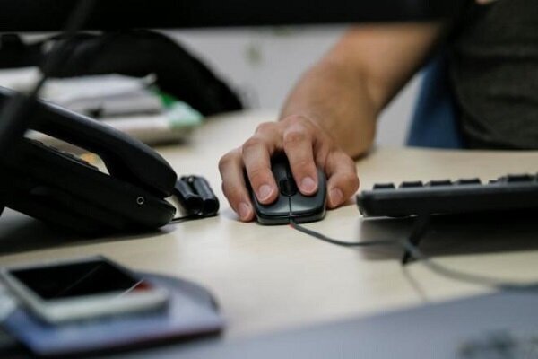 رئیس شرکت ارتباطات زیرساخت: کاهش پهنای باند اینترنت بینالملل صحت ندارد / هم اکنون بیش از ۳ برابر نیاز مردم ظرفیت برای اینترنت بینالملل وجود دارد / اغلب شکایات در حوزه کندی اینترنت، مربوط به فیلترشکنهاست رئیس شرکت ارتباطات زیرساخت: کاهش پهنای باند اینترنت بینالملل صحت ندارد / هم اکنون بیش از ۳ برابر نیاز مردم ظرفیت برای اینترنت بینالملل وجود دارد / اغلب شکایات در حوزه کندی اینترنت، مربوط به فیلترشکنهاست