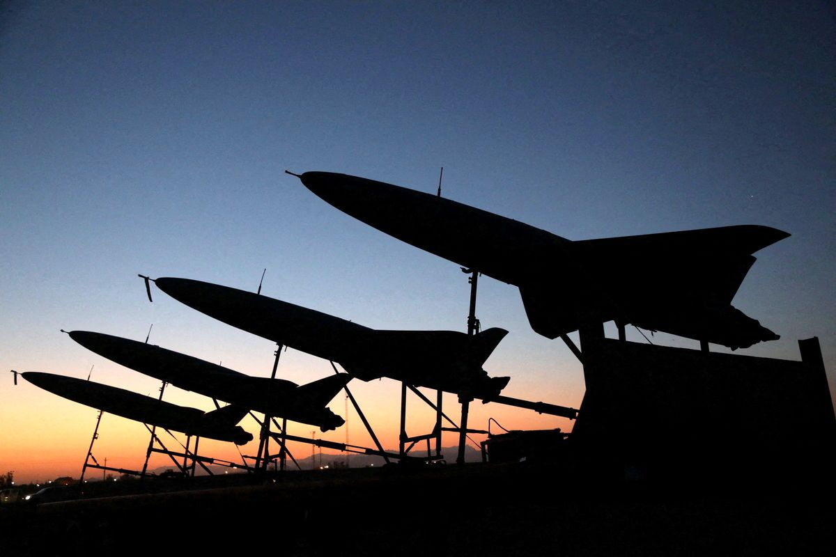 جنگ پهپادها میان ایران و بازیگران منطقهای/ ایران حمله اصفهان را تلافی میکند جنگ پهپادها میان ایران و بازیگران منطقهای/ ایران حمله اصفهان را تلافی میکند