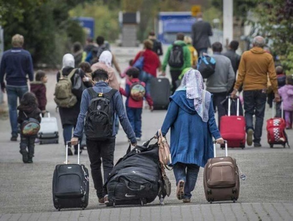 در آینده نزدیک همسایهای را در سمت شمال غربی خواهیم دید که بخش قابل توجهی از ایرانیان، آنجا ساکن هستند در آینده نزدیک همسایهای را در سمت شمال غربی خواهیم دید که بخش قابل توجهی از ایرانیان، آنجا ساکن هستند