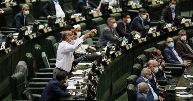 کلیات طرح اصلاح قانون انتخابات مجلس تصویب شد / مدت زمان رسیدگی به صلاحیت داوطلبان از ۶۰ روز به ۱۳۴ روز افزایش یافت کلیات طرح اصلاح قانون انتخابات مجلس تصویب شد / مدت زمان رسیدگی به صلاحیت داوطلبان از ۶۰ روز به ۱۳۴ روز افزایش یافت