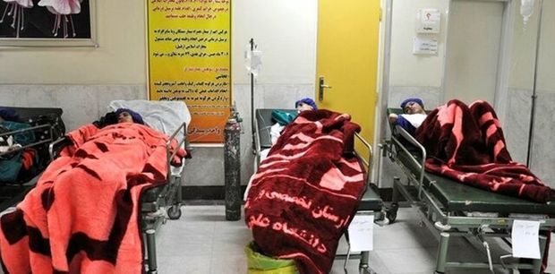 روایت مادر یک دختر دبیرستانی قم از مسمومیت فرزندش در مدرسه و عوارض آن: از آبان ماه در مدارس قم این مسمومیتها هست/در بیمارستان انگار خودشان درمانش را میدانستند روایت مادر یک دختر دبیرستانی قم از مسمومیت فرزندش در مدرسه و عوارض آن: از آبان ماه در مدارس قم این مسمومیتها هست/در بیمارستان انگار خودشان درمانش را میدانستند