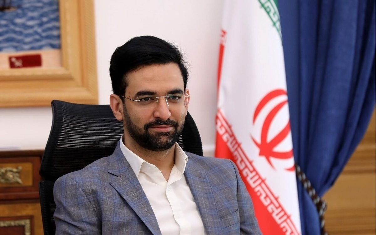 رازگشایی آذری جهرمی از تکنیک بولتنهای مستهجن اینترنت ستیزان رازگشایی آذری جهرمی از تکنیک بولتنهای مستهجن اینترنت ستیزان