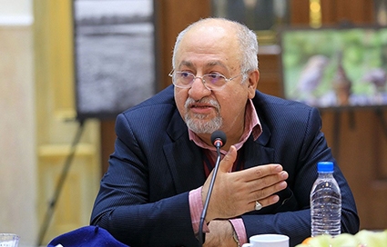 رسانه هایی که تلاش میکنند صدای مردم باشند باید تقویت شوند، نه تضعیف رسانه هایی که تلاش میکنند صدای مردم باشند باید تقویت شوند، نه تضعیف