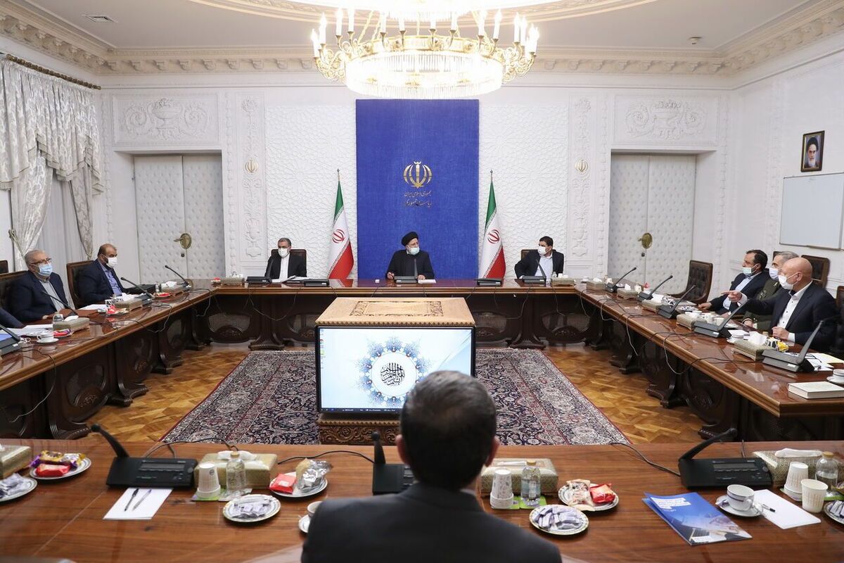 مأموریت رئیس جمهور به دو وزیر برای رفع موانع تأمین و ذخیره کالاهای اساسی مأموریت رئیس جمهور به دو وزیر برای رفع موانع تأمین و ذخیره کالاهای اساسی