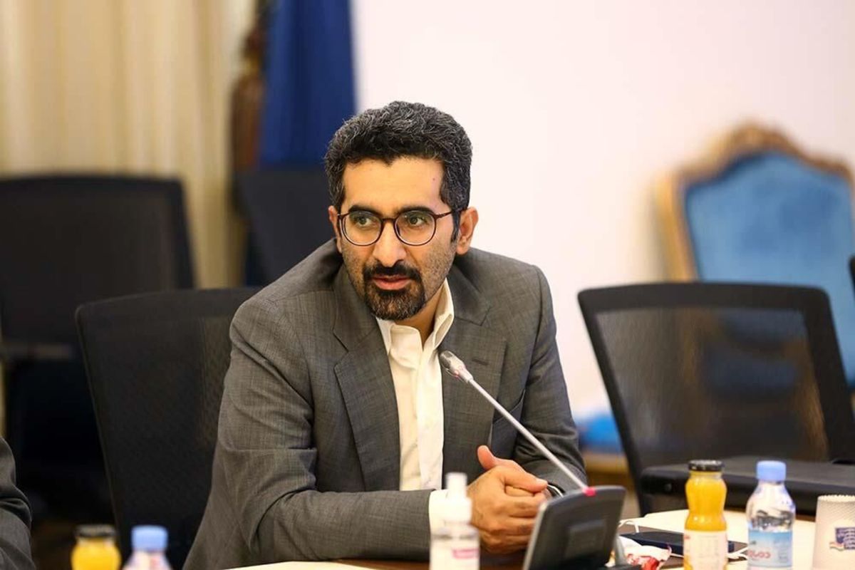 وزارت ارتباطات: لایحه صیانت از فضای مجازی تا یک ماه دیگر جمع بندی می شود وزارت ارتباطات: لایحه صیانت از فضای مجازی تا یک ماه دیگر جمع بندی می شود