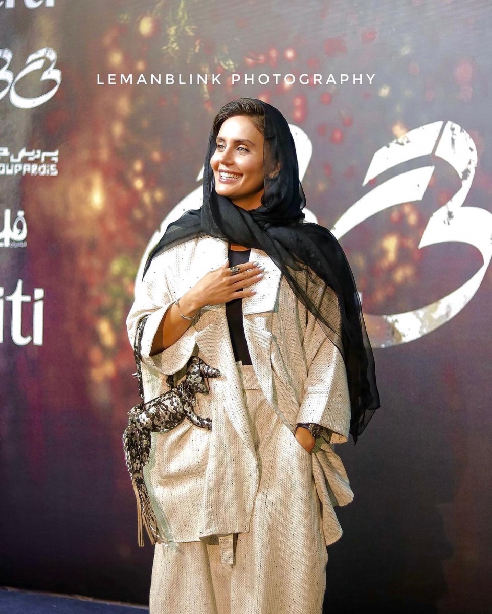 پوشش متفاوت و دیدنی الناز شاکردوست/عکس