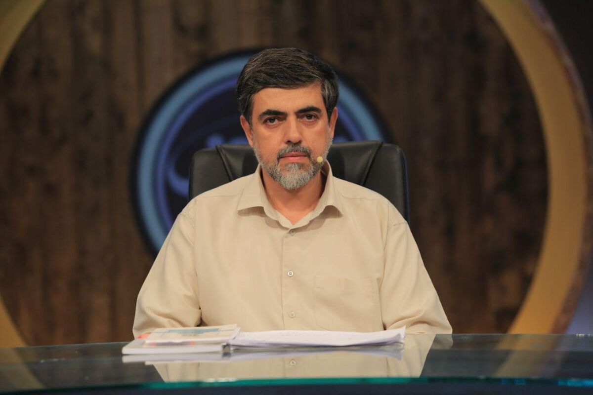 دبیر ستاد امر به معروف: برخورد با بدحجاب براساس ملاک شرعی یعنی بازداشت بیش از 50 درصد زنان دبیر ستاد امر به معروف: برخورد با بدحجاب براساس ملاک شرعی یعنی بازداشت بیش از 50 درصد زنان