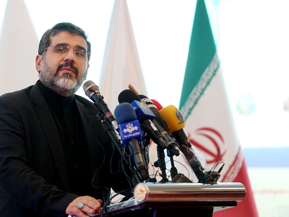 وزیر ارشاد: فوت یک دختر خوب کُرد را بهانه کردند که ایران را دچار التهاب کنند وزیر ارشاد: فوت یک دختر خوب کُرد را بهانه کردند که ایران را دچار التهاب کنند
